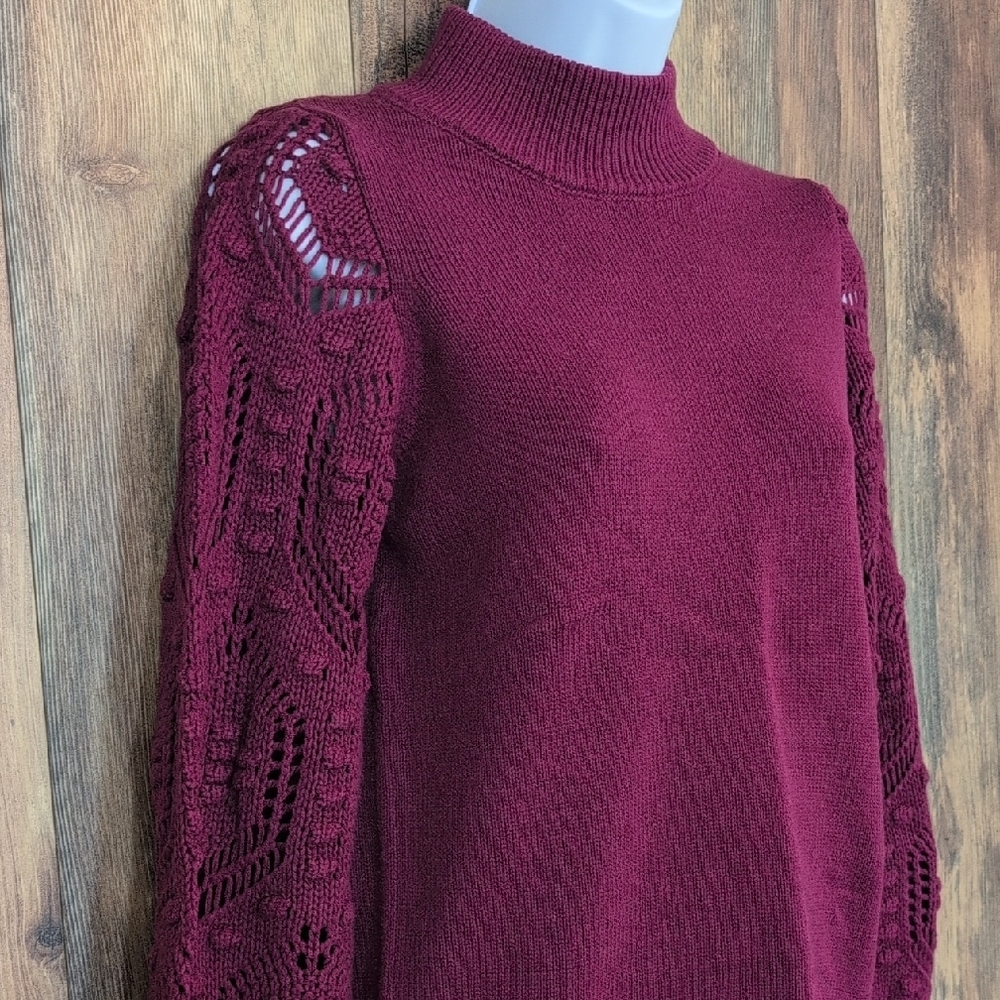 Grace & Lace Turtleneck Lace Crochet Sleeve Sweater S                  L134